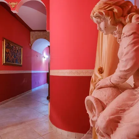 Chanel מונטרוני די לצ'ה