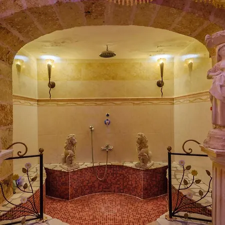 Chanel * מונטרוני די לצ'ה