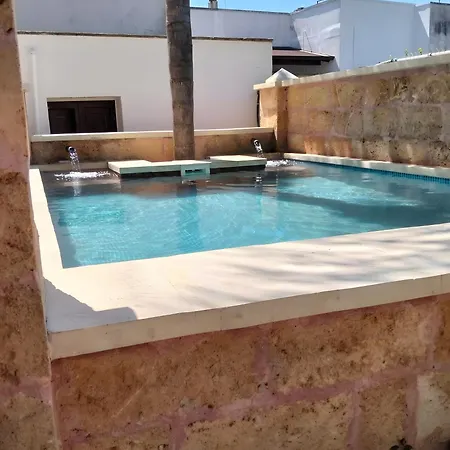 Chanel בית נופש מונטרוני די לצ'ה